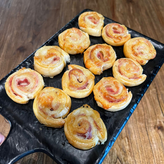 Mini puff ham & cheese